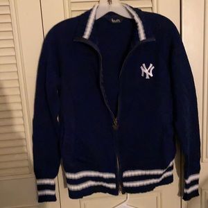 NY Yankees Zip-up Sweater